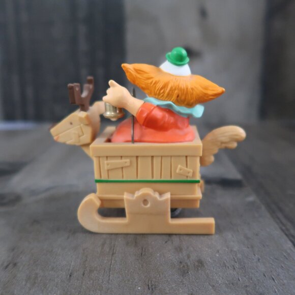 1988 Hallmark Keepsake Ornament Jingle Bells Clown Reindeer Musical Christmas - Picture 4 of 6